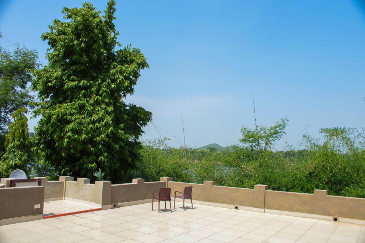 Panna Tiger Resort- Riverside Property Rājgarh Extérieur photo