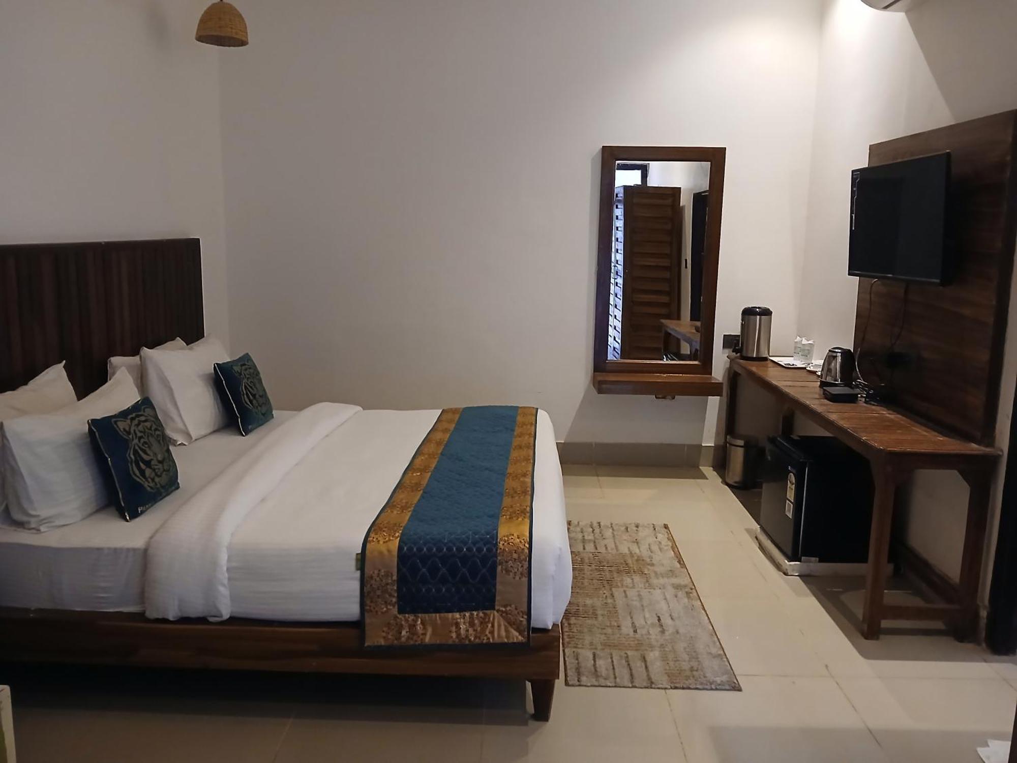 Panna Tiger Resort- Riverside Property Rājgarh Extérieur photo